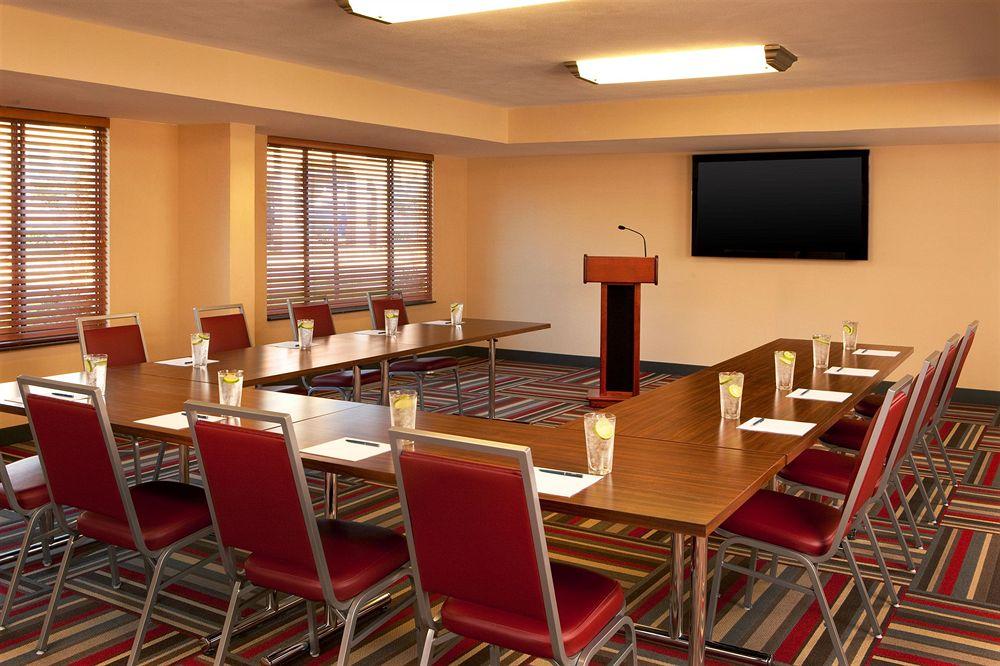 Drury Inn & Suites San Antonio Airport Bagian luar foto