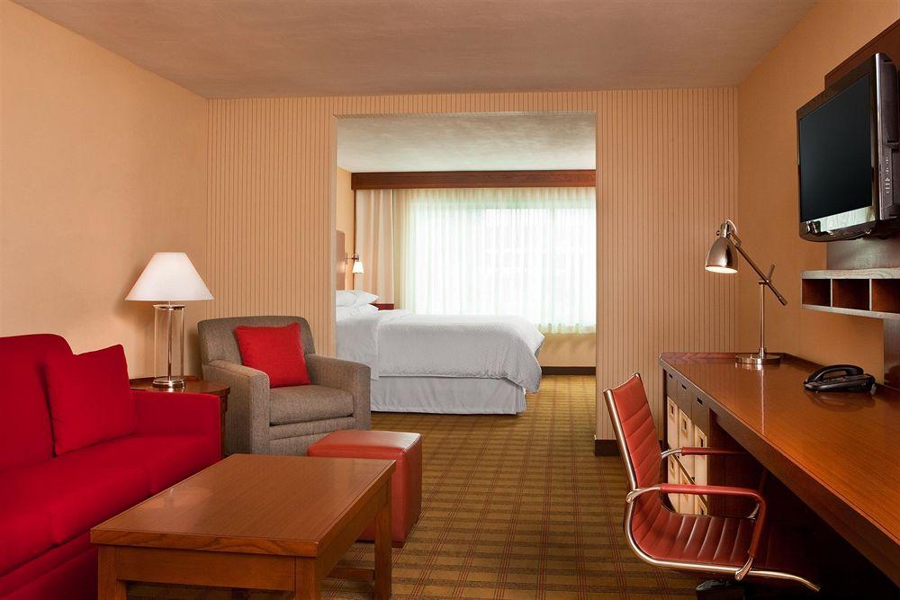 Drury Inn & Suites San Antonio Airport Bagian luar foto