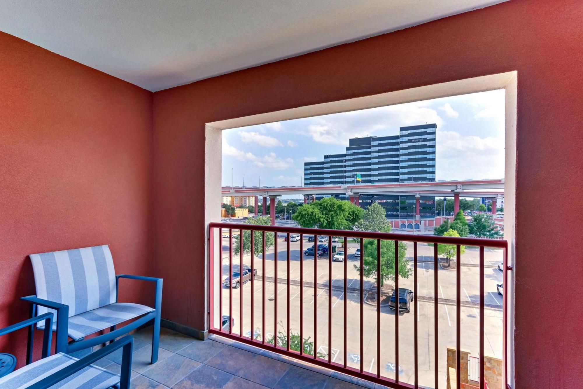 Drury Inn & Suites San Antonio Airport Bagian luar foto