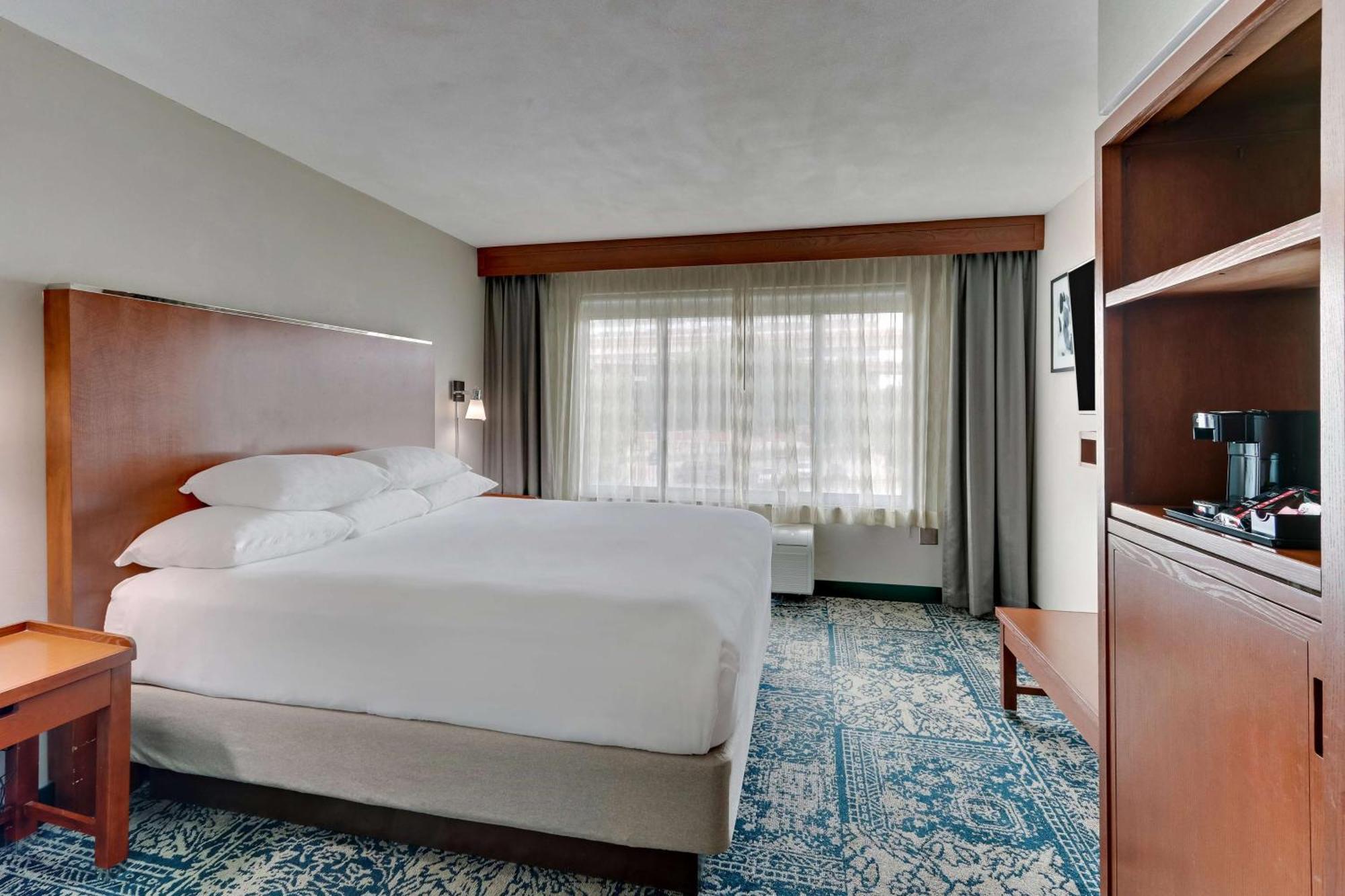 Drury Inn & Suites San Antonio Airport Bagian luar foto