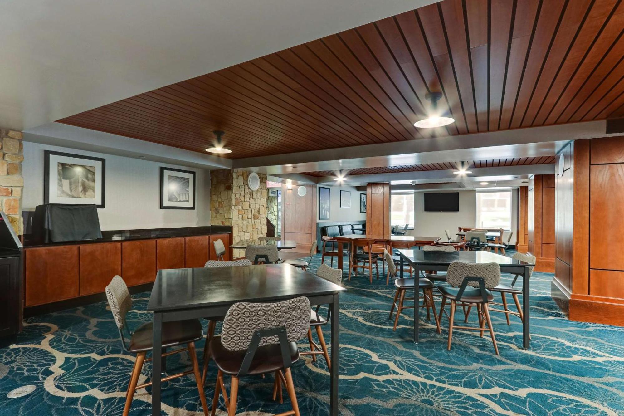 Drury Inn & Suites San Antonio Airport Bagian luar foto